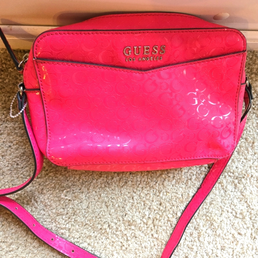Guess Los Angeles Women's Pink Crossbody Messenger Bag Purse